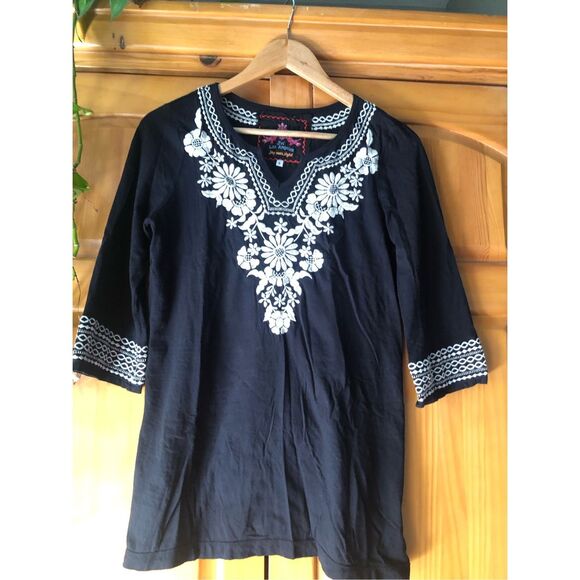 JW Los Angeles Joy Love Light Black Tunic Top Small Boho Embroidered Floral - Picture 1 of 12